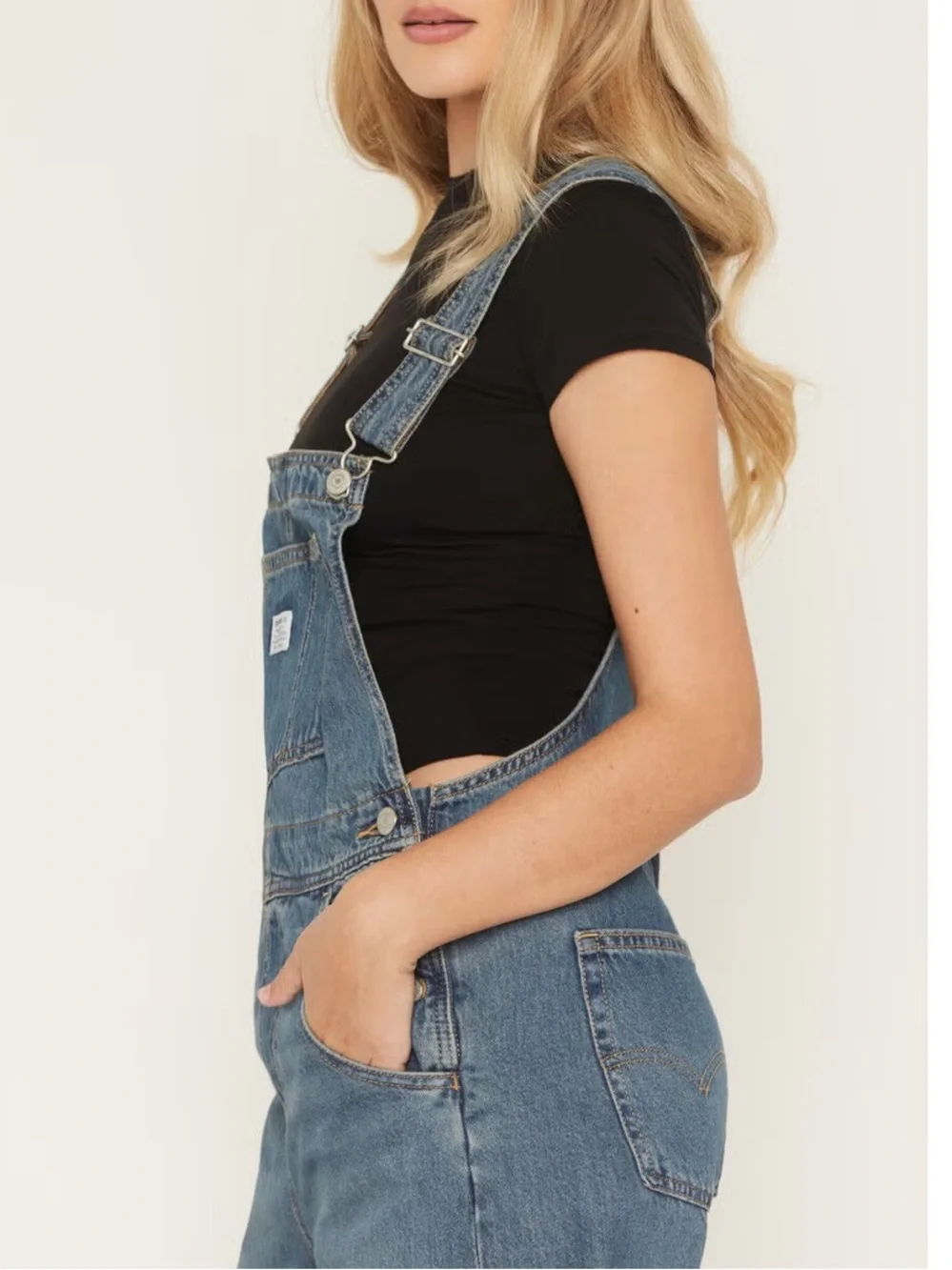LEVI'S WOMEN'S ABOUT LAST WEEK VINTAGE OVERALLS Small
